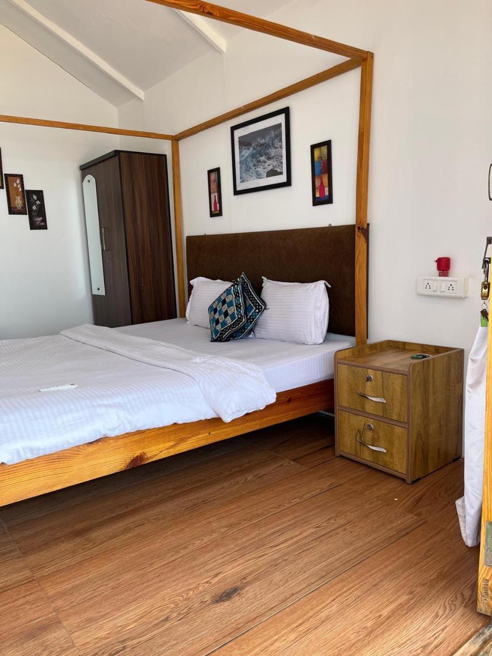 Royal Castle Resort Palolem, カナコナ エクステリア 写真